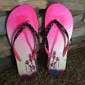 NWT ROXY Flip Flops